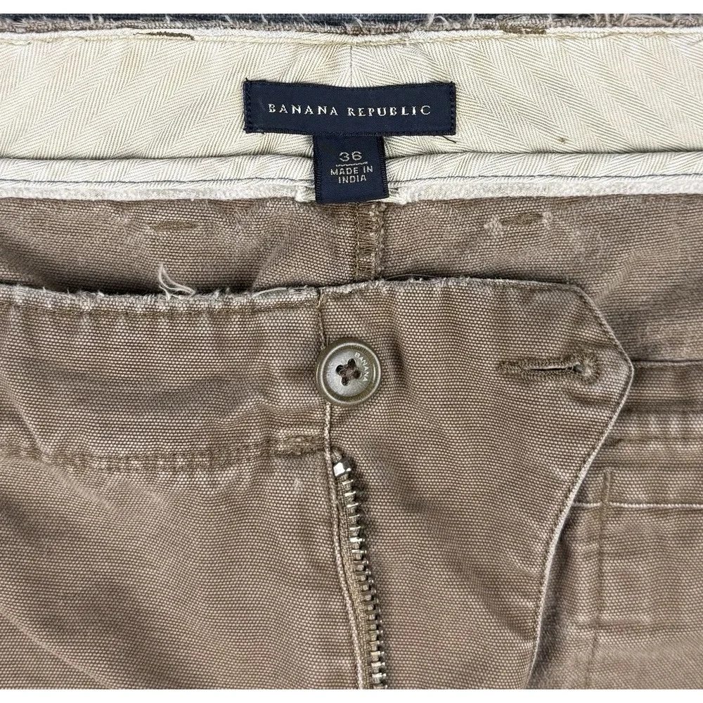 Banana Republic Men's Brown Chino Shorts Size 36 Flat Front Casual Cotton